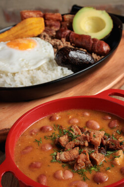Fotografía Comida Tipica Bogotá
